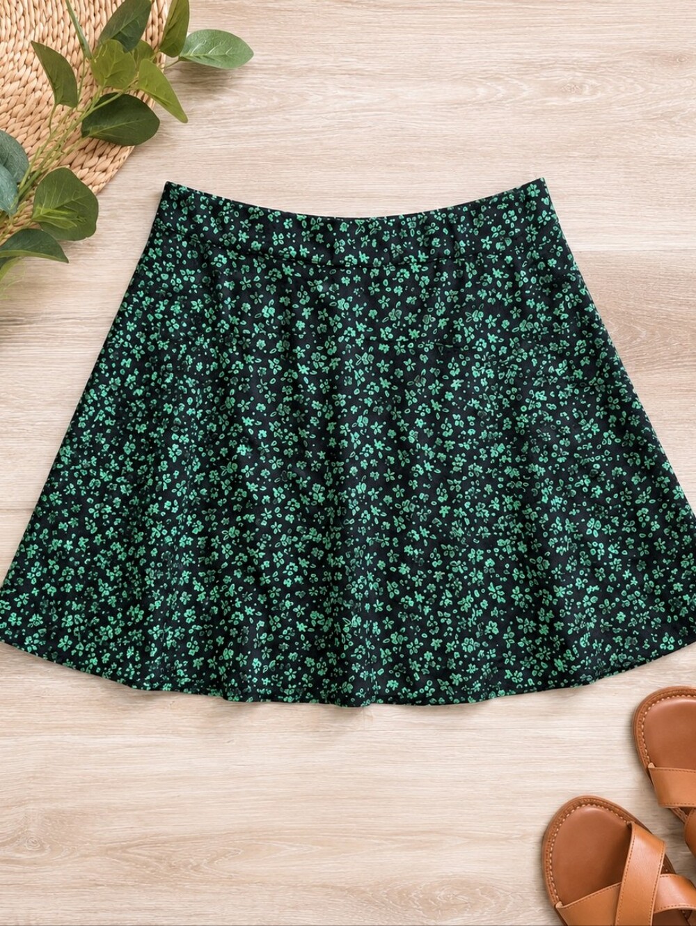 Zara Women’s XS Black Green Floral Skort High Rise Flowy Mini